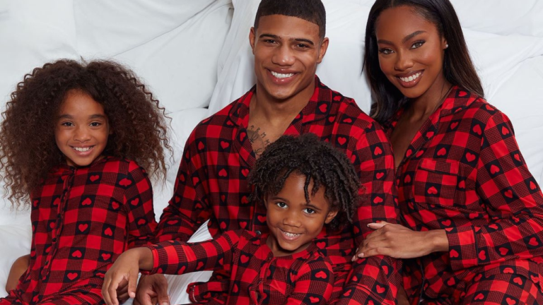 Family Christmas Pajamas – The Ultimate Guide to Choosing, Styling, and Celebrating the Holiday Season in Matching Festive Outfits family christmas pajamas